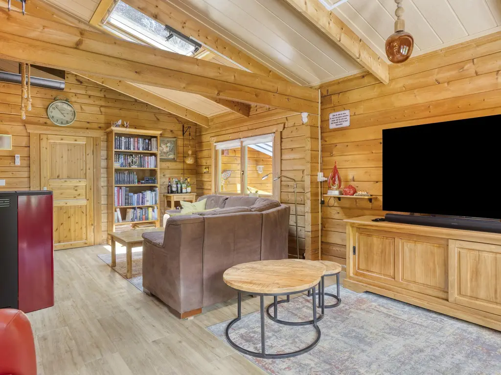 De Stille Wille 278, OOST WEST EN MIDDELBEERS