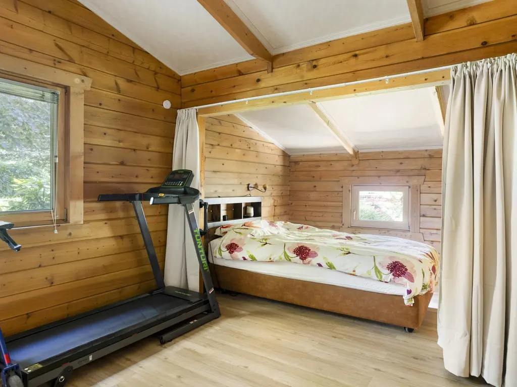 De Stille Wille 278, OOST WEST EN MIDDELBEERS