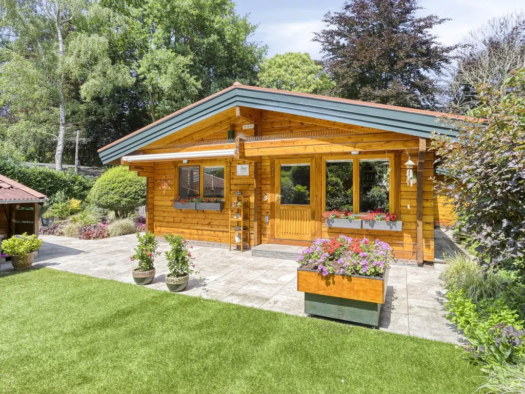 De Stille Wille 278, OOST WEST EN MIDDELBEERS