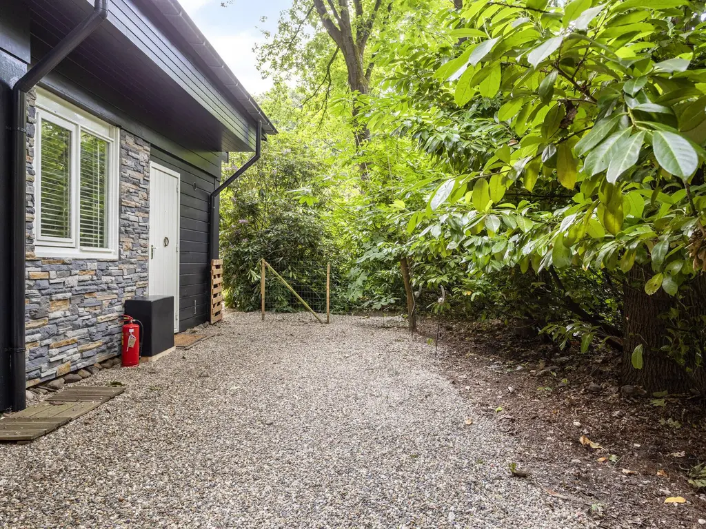 De Stille Wille 49, OOST WEST EN MIDDELBEERS