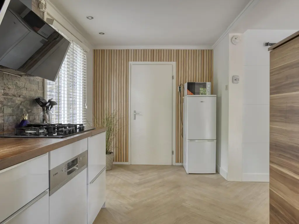 De Stille Wille 49, OOST WEST EN MIDDELBEERS