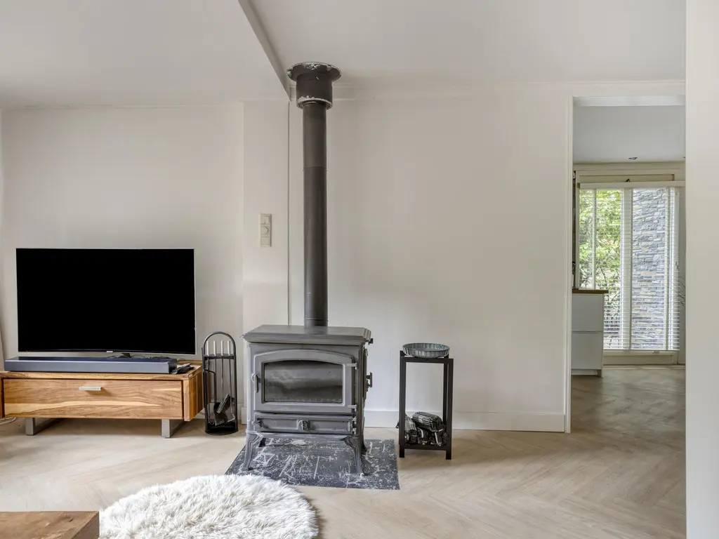 De Stille Wille 49, OOST WEST EN MIDDELBEERS