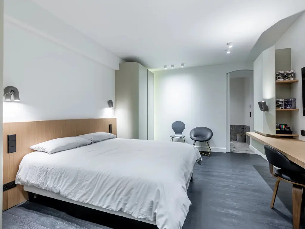 55 Av. Foch , PARIJS