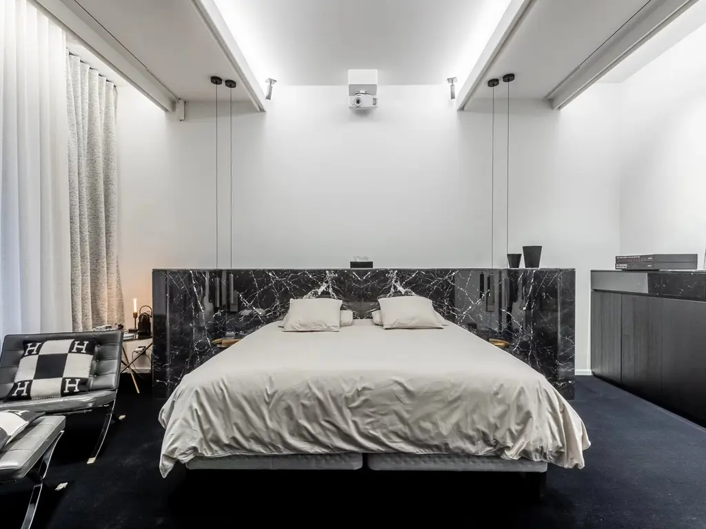 55 Av. Foch , PARIJS