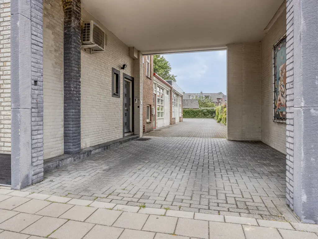 Grotestraat 401a, WAALWIJK