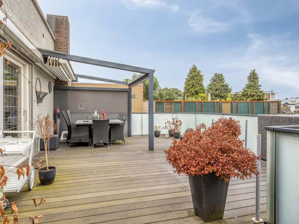 Grotestraat 401a, WAALWIJK