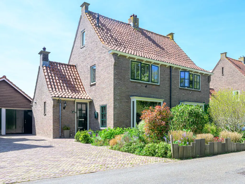 Bosstraat 65, WINKEL