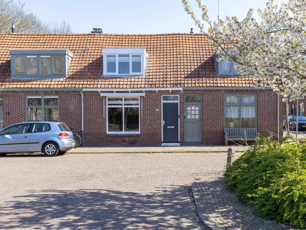 Pieter Florisstraat 14, HOORN