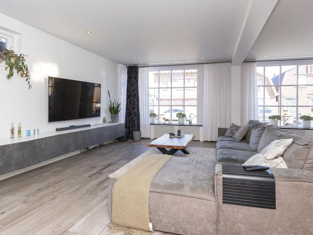 Broekerhavenweg 192, BOVENKARSPEL