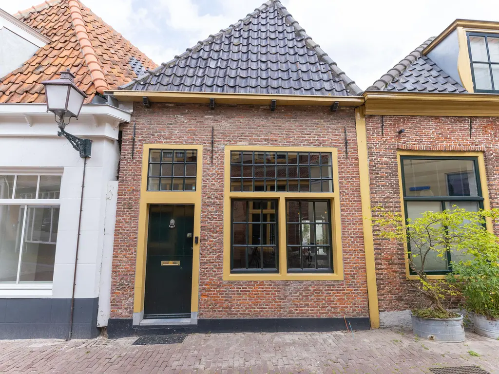Schoolsteeg 12, HOORN