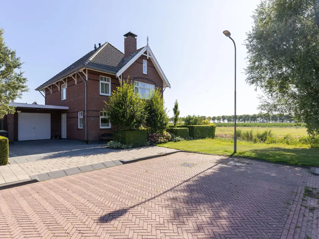 Schepenlaan 111, MEDEMBLIK