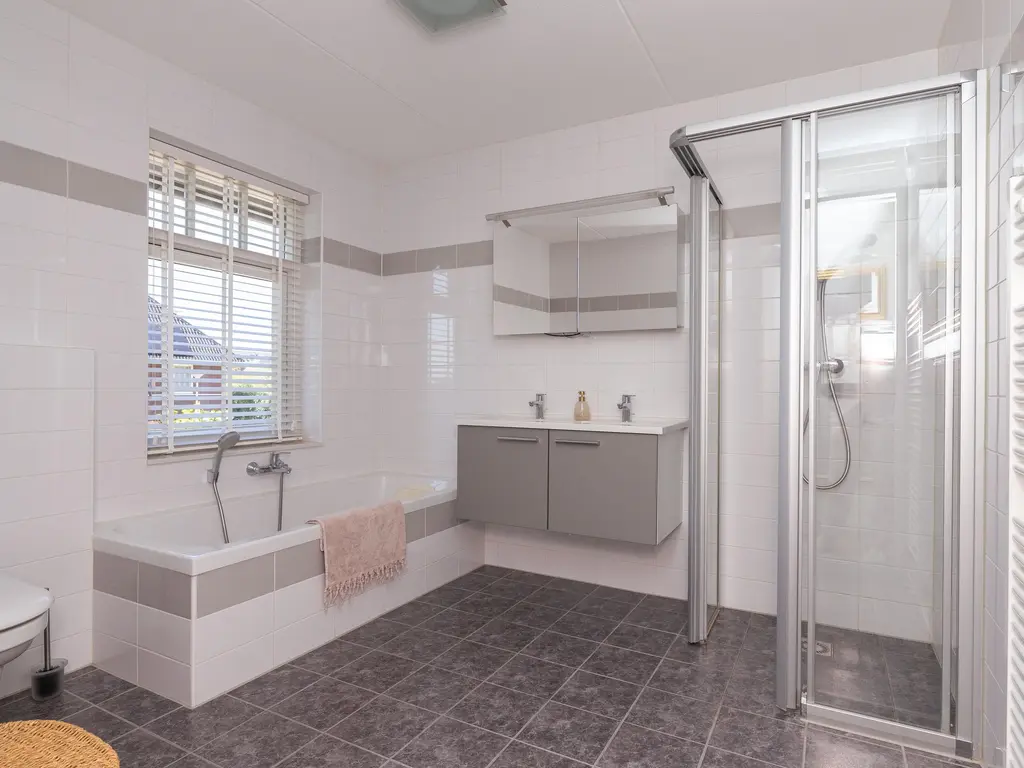 Schepenlaan 111, MEDEMBLIK