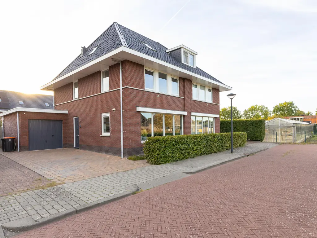 Adriaan Anthoniszstraat 28, ZWAAG