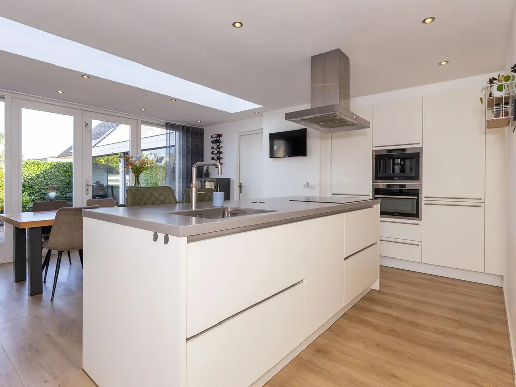 Dorsvlegel 36, BOVENKARSPEL