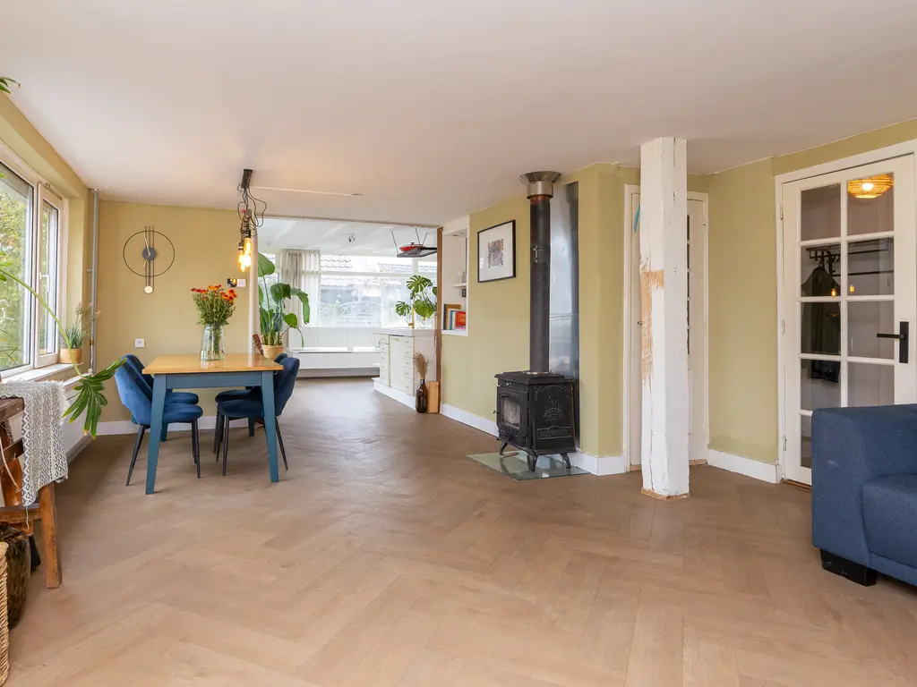 Oosteinde 115, BERKHOUT