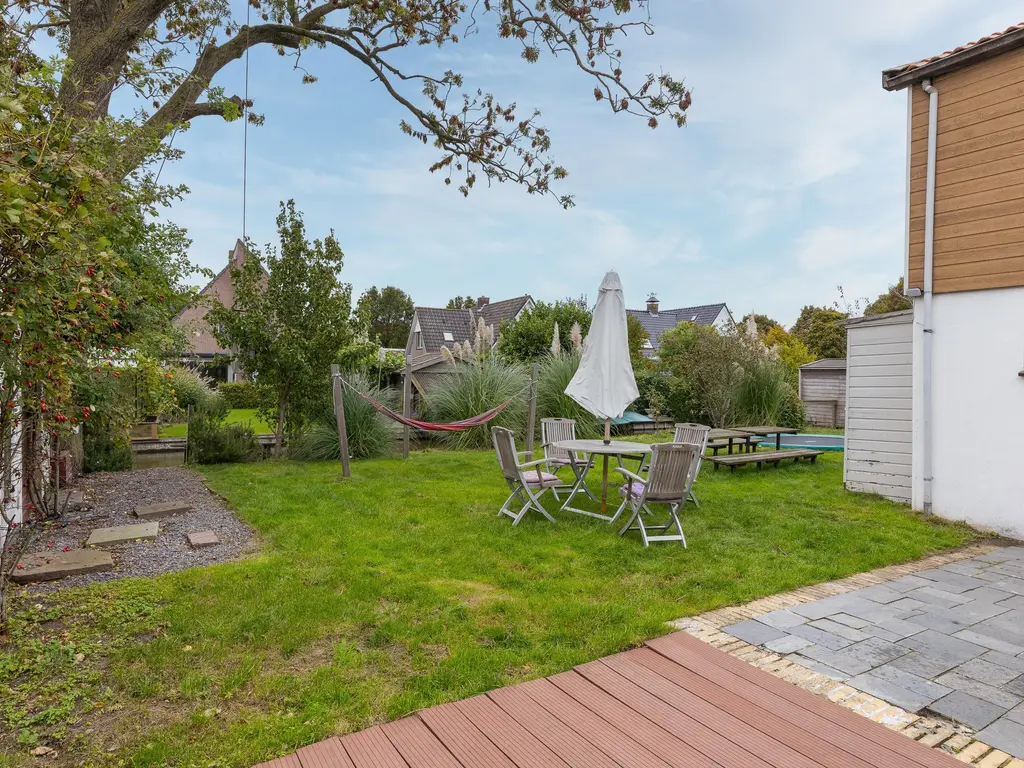 Oosteinde 115, BERKHOUT