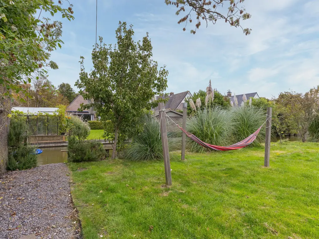 Oosteinde 115, BERKHOUT