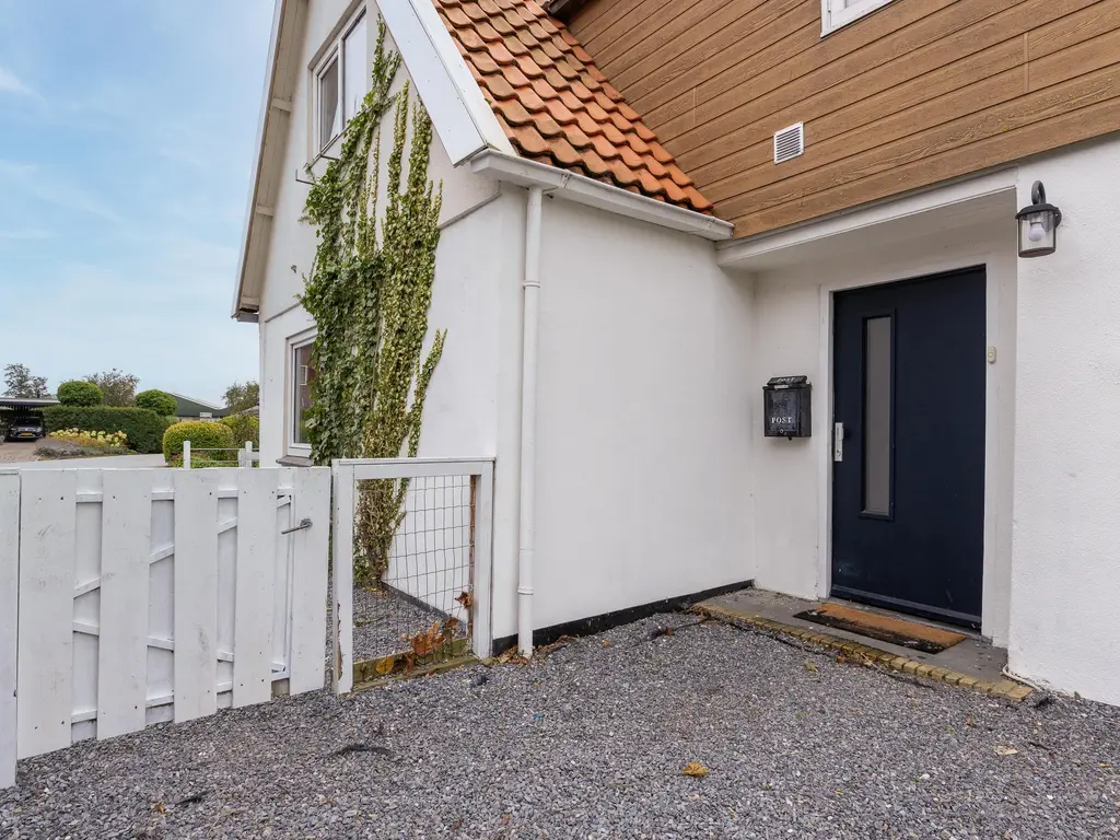 Oosteinde 115, BERKHOUT