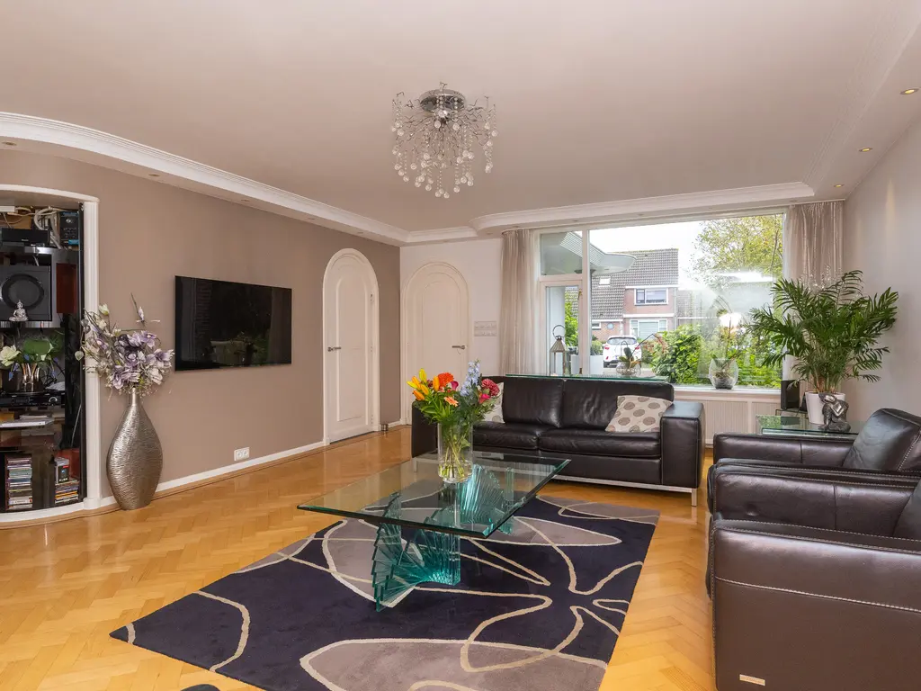 Kosterkring 18, ABBEKERK