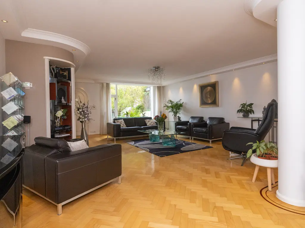 Kosterkring 18, ABBEKERK