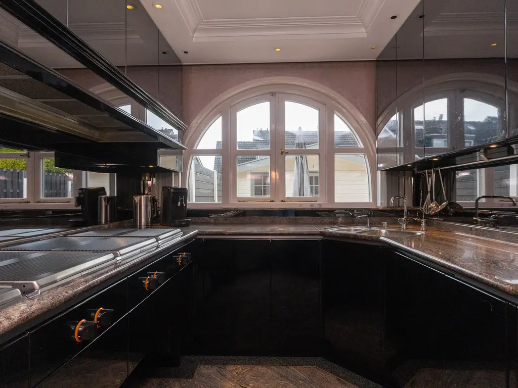 Kosterkring 18, ABBEKERK