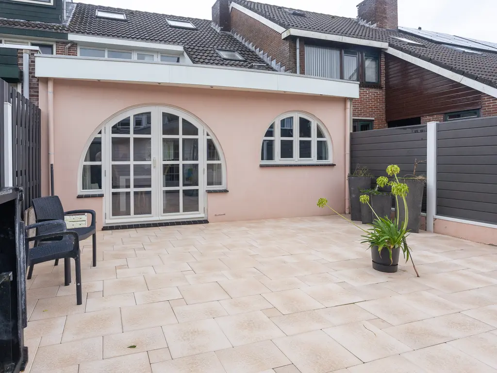 Kosterkring 18, ABBEKERK