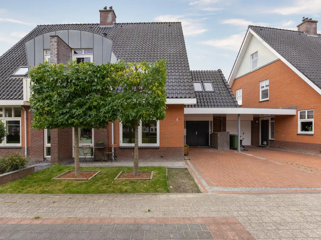 Mari Andriessenhof 24, HOORN