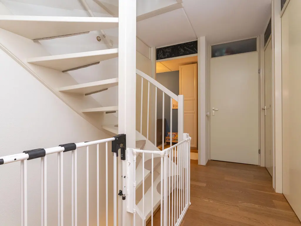 Mari Andriessenhof 24, HOORN