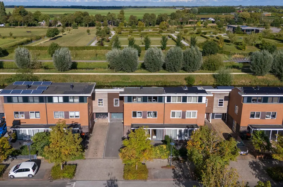 John Raedeckerhof 203