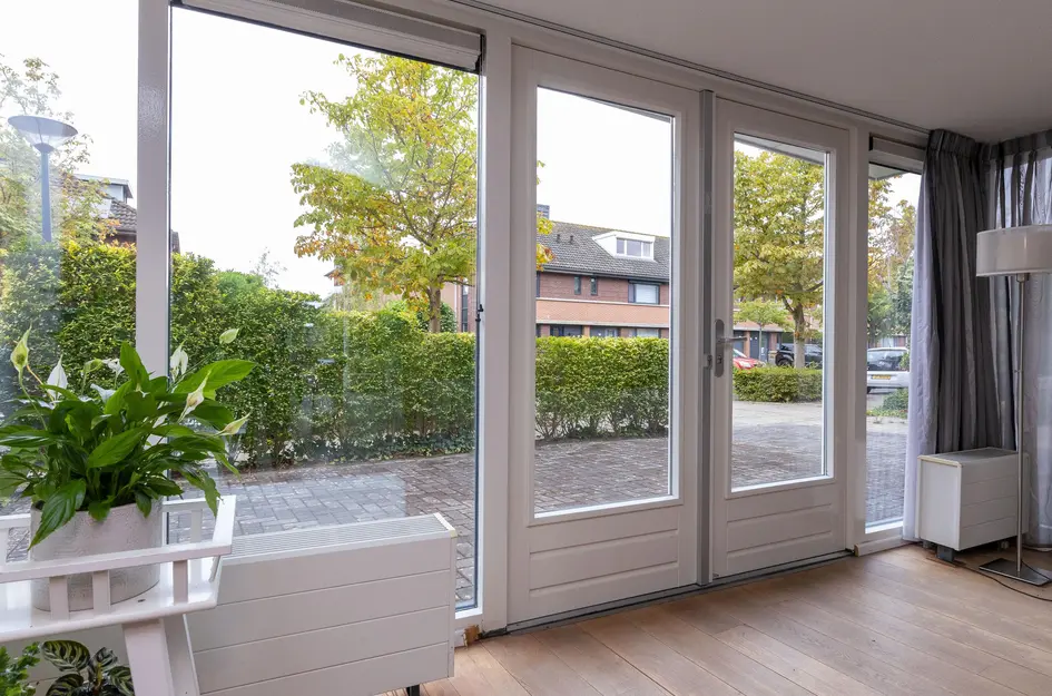 John Raedeckerhof 203