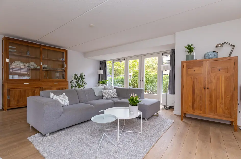 John Raedeckerhof 203