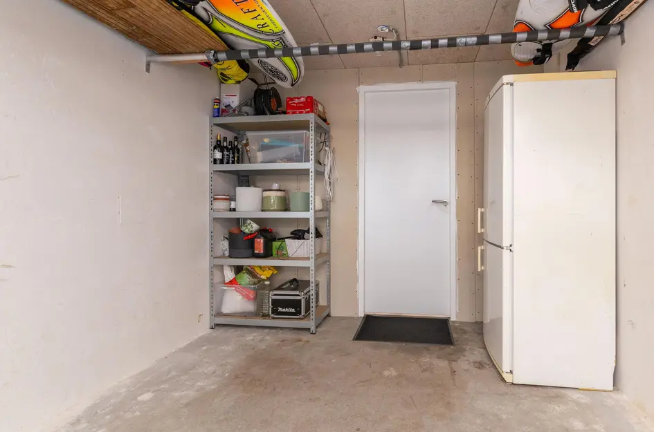 John Raedeckerhof 203