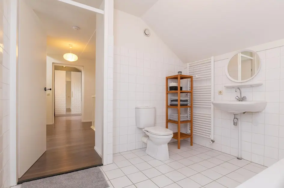 John Raedeckerhof 203