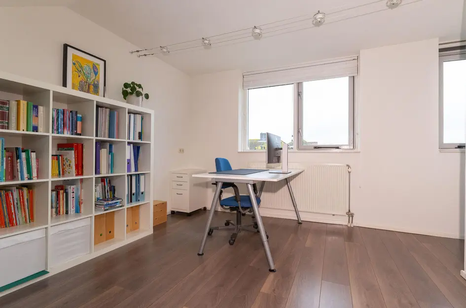 John Raedeckerhof 203