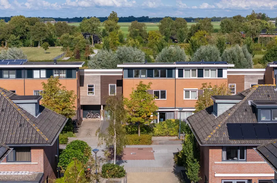 John Raedeckerhof 203