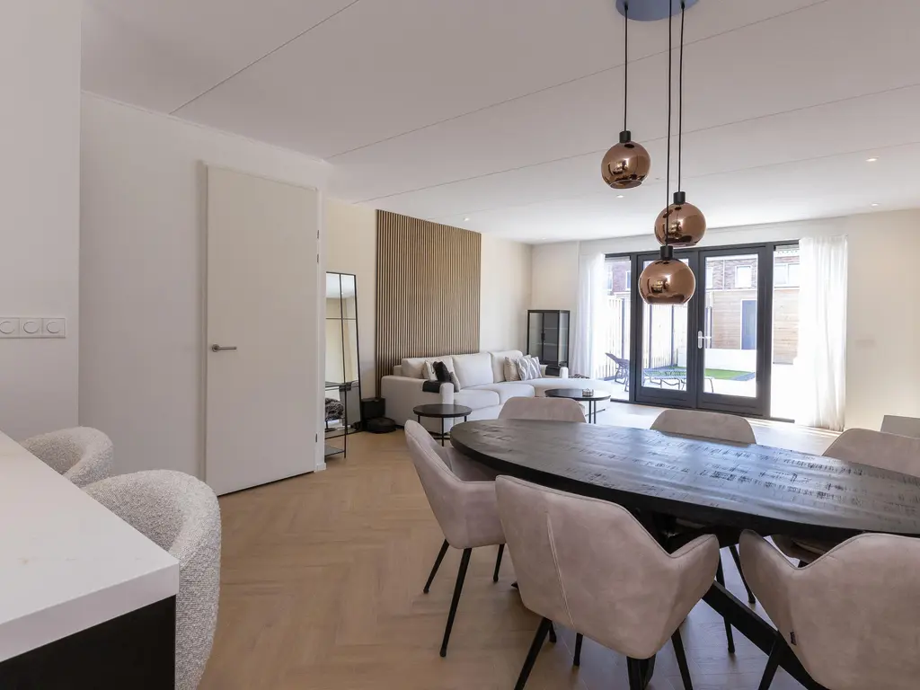 Meester Mantelstraat 51, BLOKKER