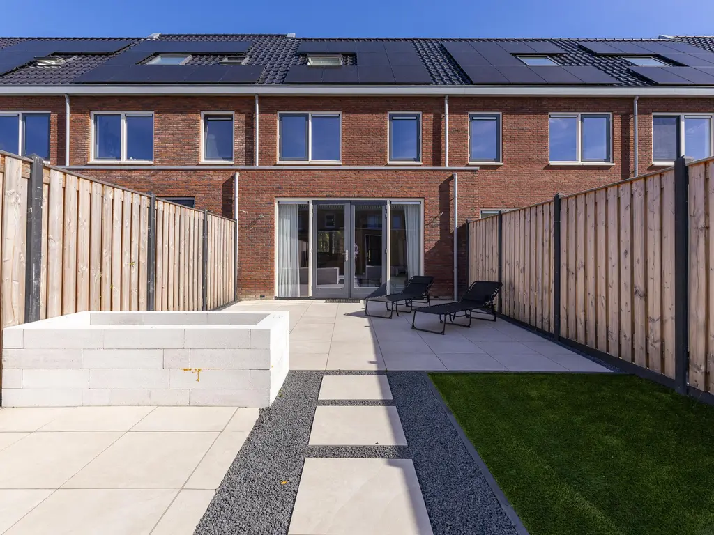 Meester Mantelstraat 51, BLOKKER