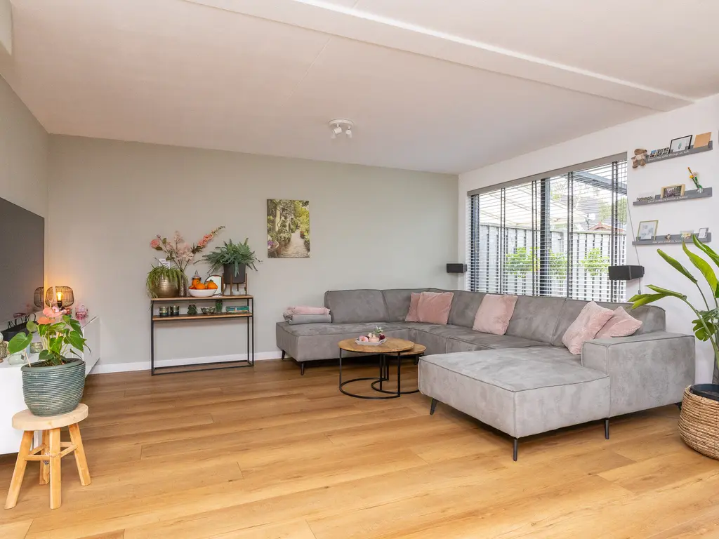 Bertus Aafjeshof 162, HOORN