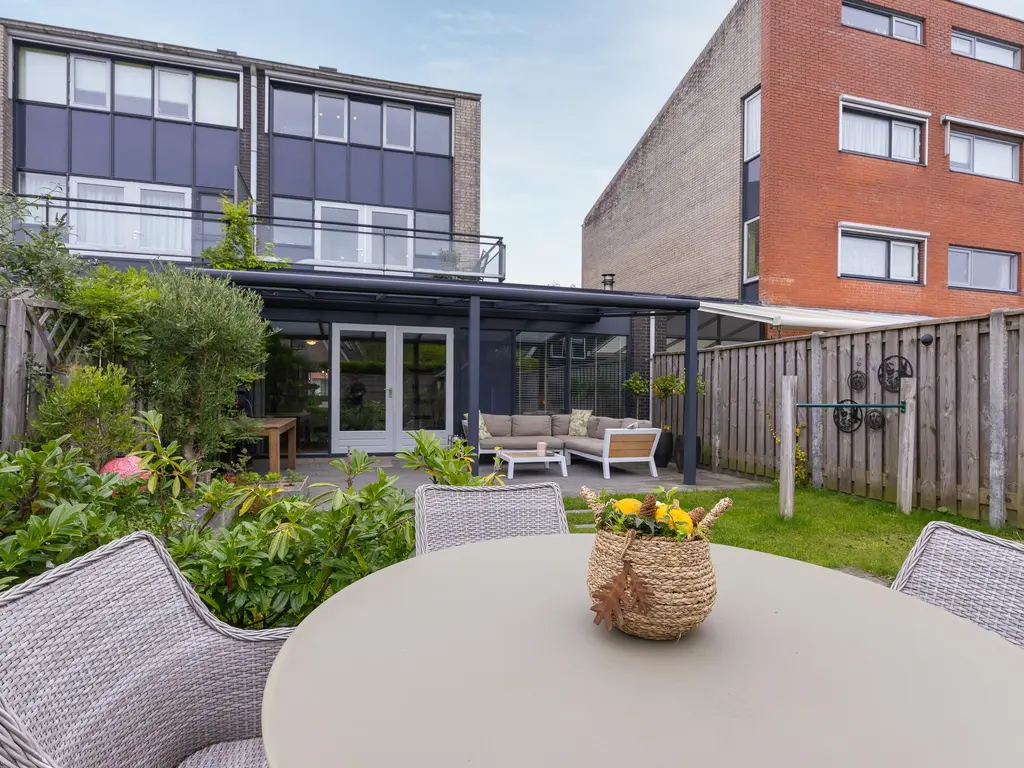 Bertus Aafjeshof 162, HOORN