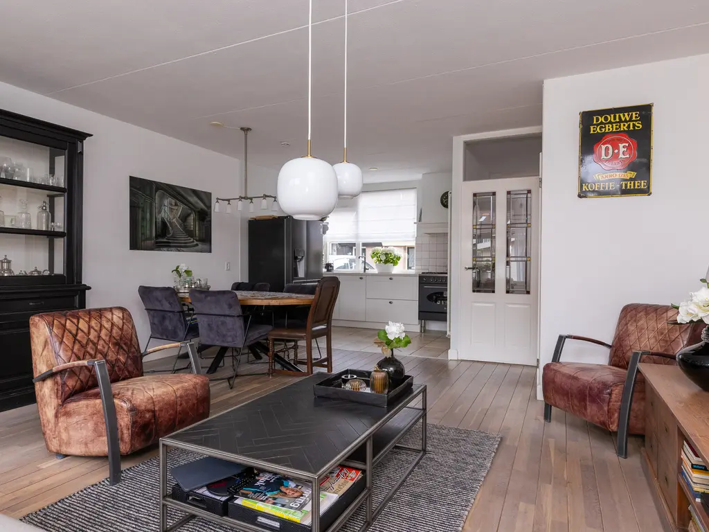 Langetuin 143, ZWAAG