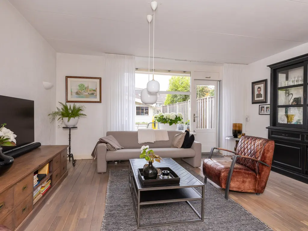 Langetuin 143, ZWAAG