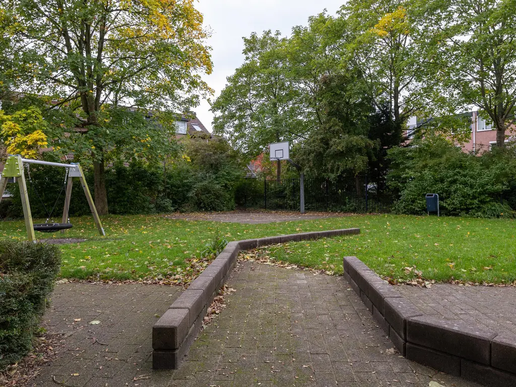 Langetuin 143, ZWAAG