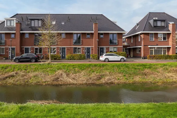 Adriaan Anthoniszstraat 4