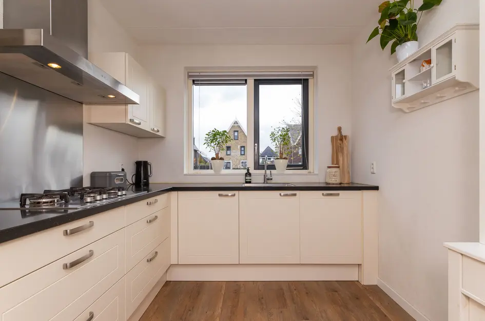 Adriaan Anthoniszstraat 4