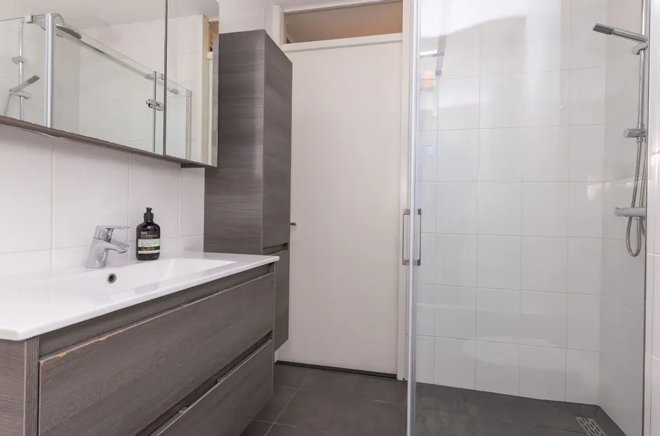 Adriaan Anthoniszstraat 4