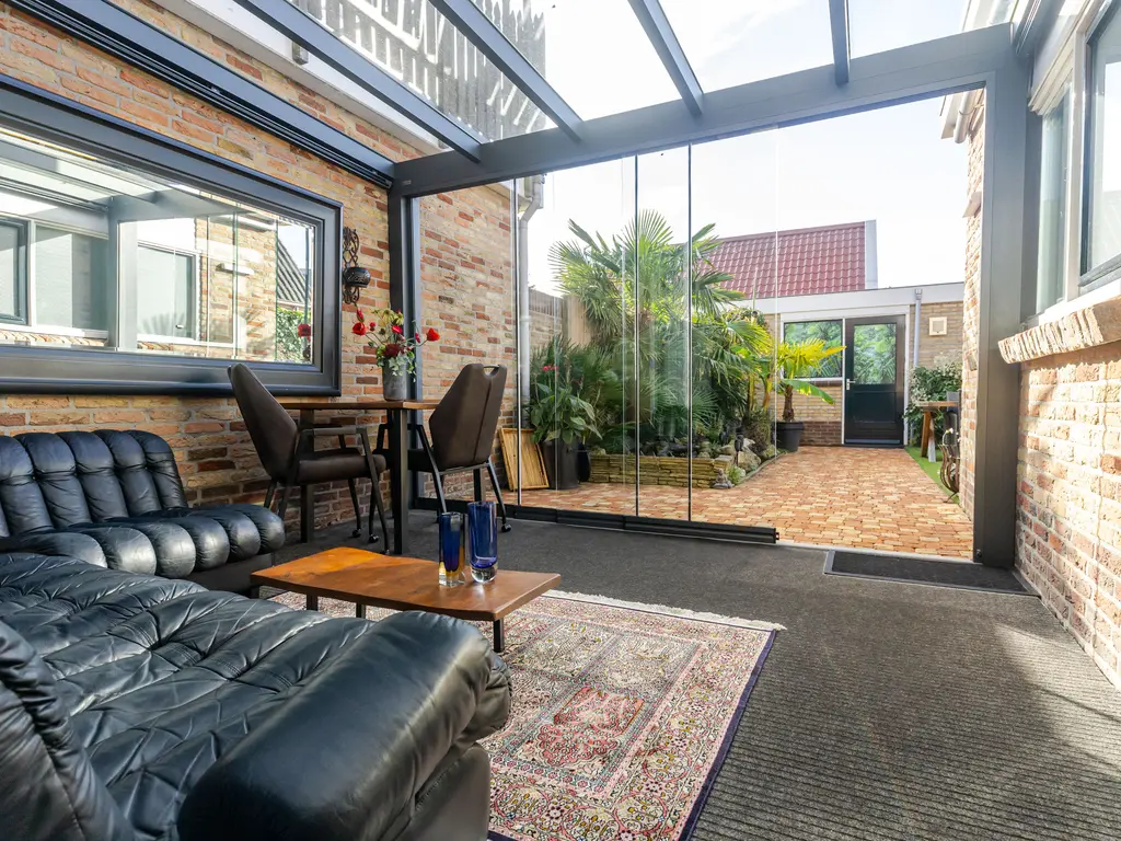 Dirk Hulstweg 4, OOSTERBLOKKER