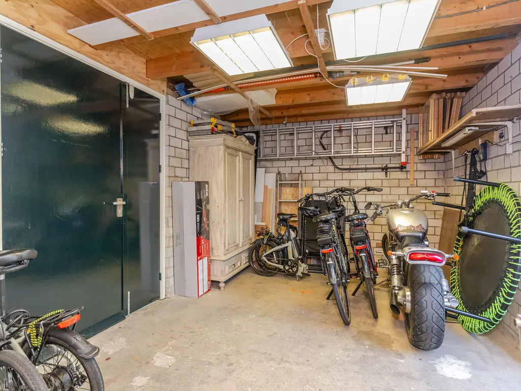 Dirk Hulstweg 4, OOSTERBLOKKER