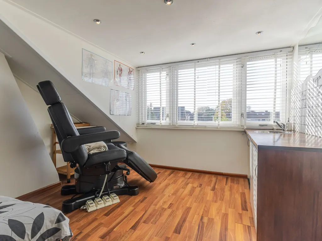 Dirk Hulstweg 4, OOSTERBLOKKER