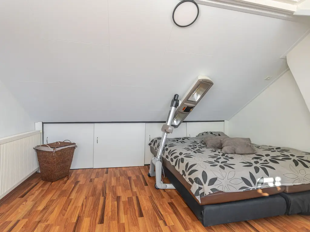 Dirk Hulstweg 4, OOSTERBLOKKER