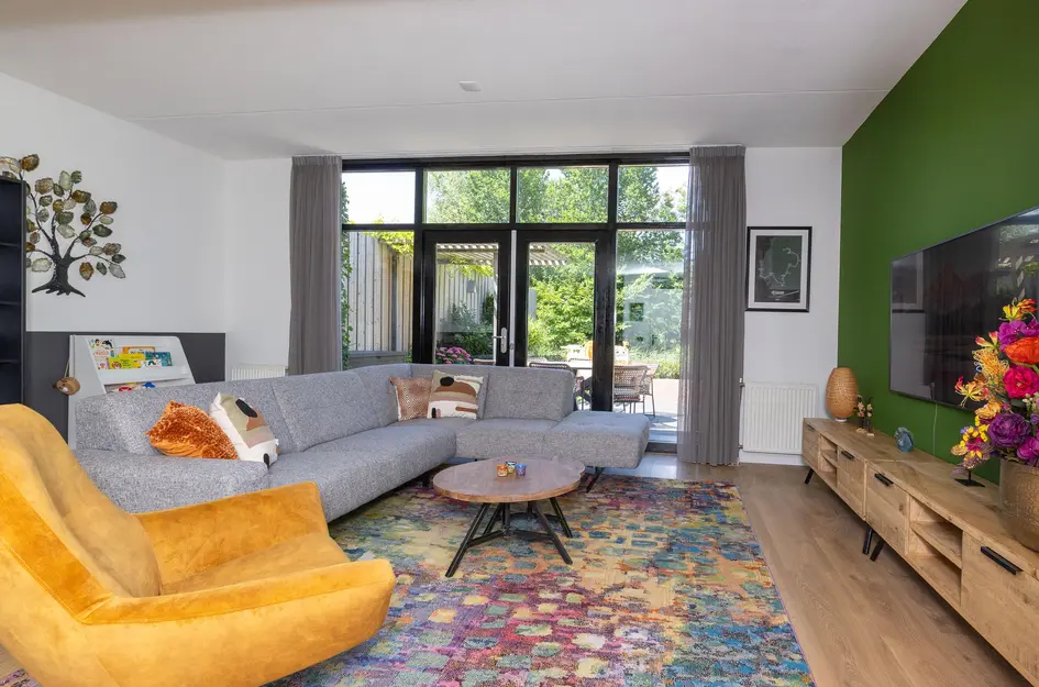 John Raedeckerhof 13